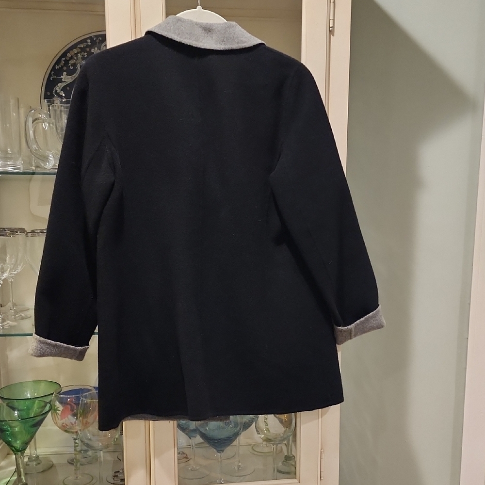 Talbots Two-Tone Blazer in Black and Gray - Picture 3 of 3